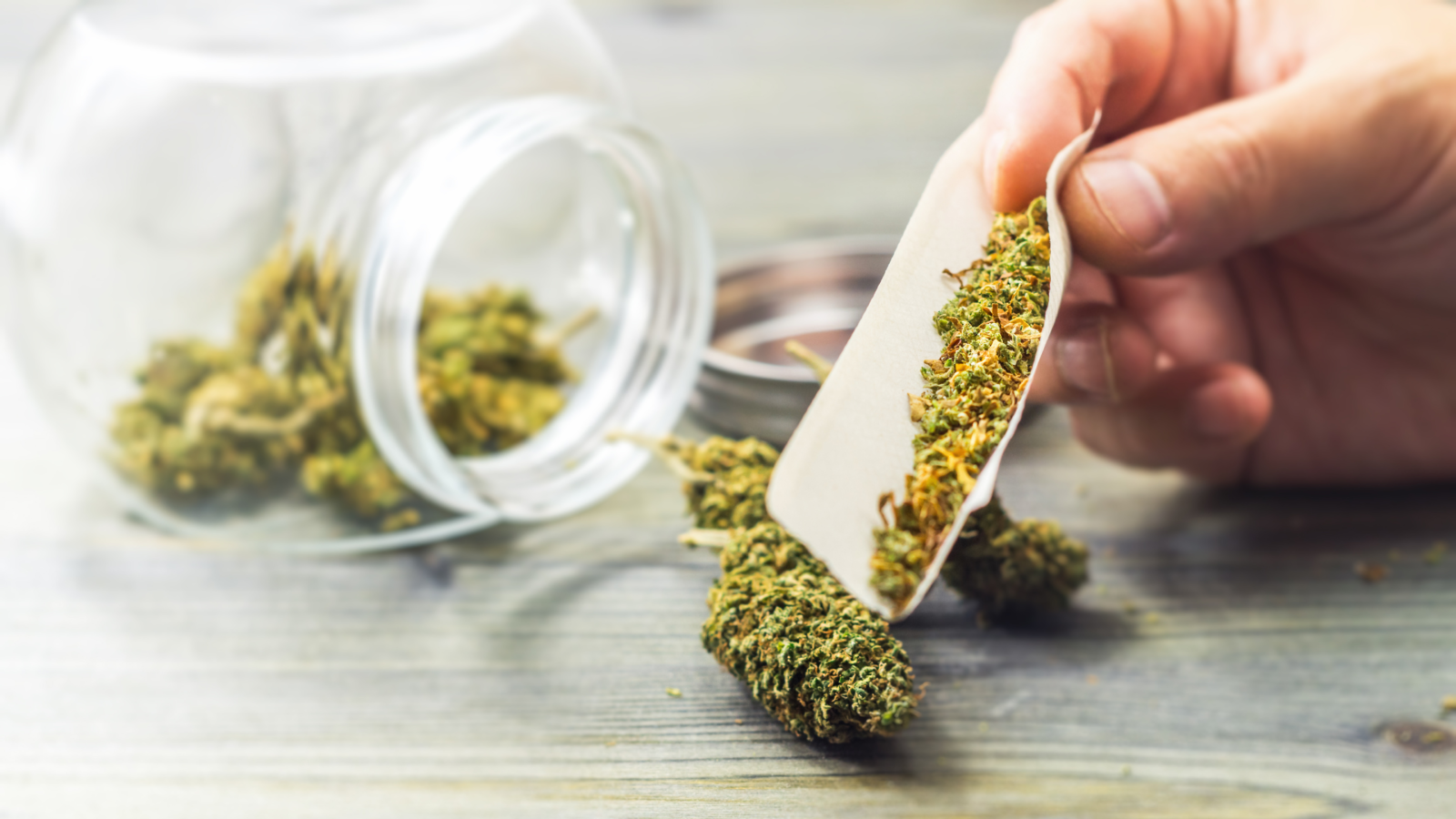 Exploring Online Marijuana UK: Facts, Laws, and Health Tips
